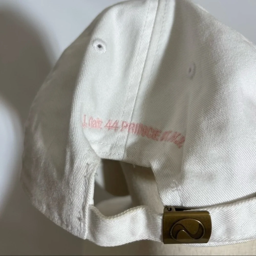 Brandy Melville • Rebel Heart Embroidered White Baseball Cap Hat OS Adjustable